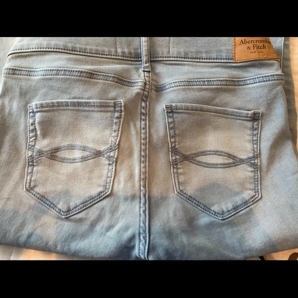 👖*WILL SELL INDIVIDUALLY* 3 pairs of jeans(jr)👖 - Picture 3 of 12